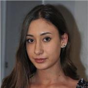 Laureata in Scienze Naturali, attualmente studentessa di Biologia Marina, impartisce lezioni per: biologia e scienze della terra
